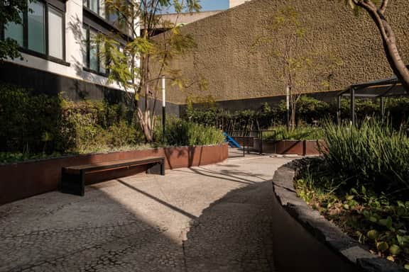 Casa Reyes a Pasos de Reforma y Polanco - Image 5