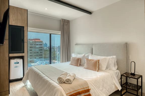 Myla 02C - 2BR In Roma Norte - HighF - Image 1